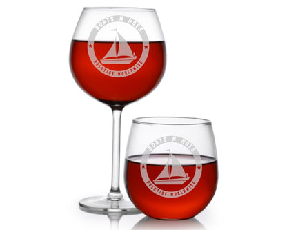 Boats N Hoes - Prestige Worldwide Wine Glass - Design Bakery TX