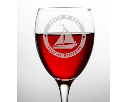 Boats N Hoes - Prestige Worldwide Wine Glass - Design Bakery TX