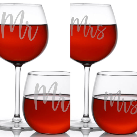 Mr and Mrs Wine Glasses - Design Bakery TX